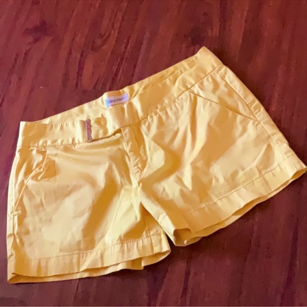 Calvin Klein size 8 Yellow Women's Shorts with front and back pockets